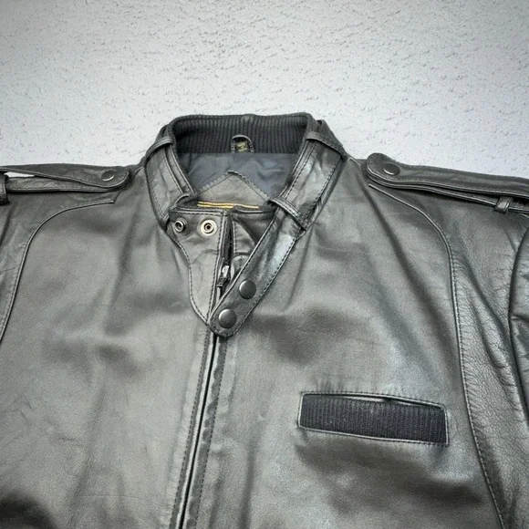 Vintage Cooper Leather Jacket Mens 46 Black Bomber Flight Epaulets Band Hand 80s